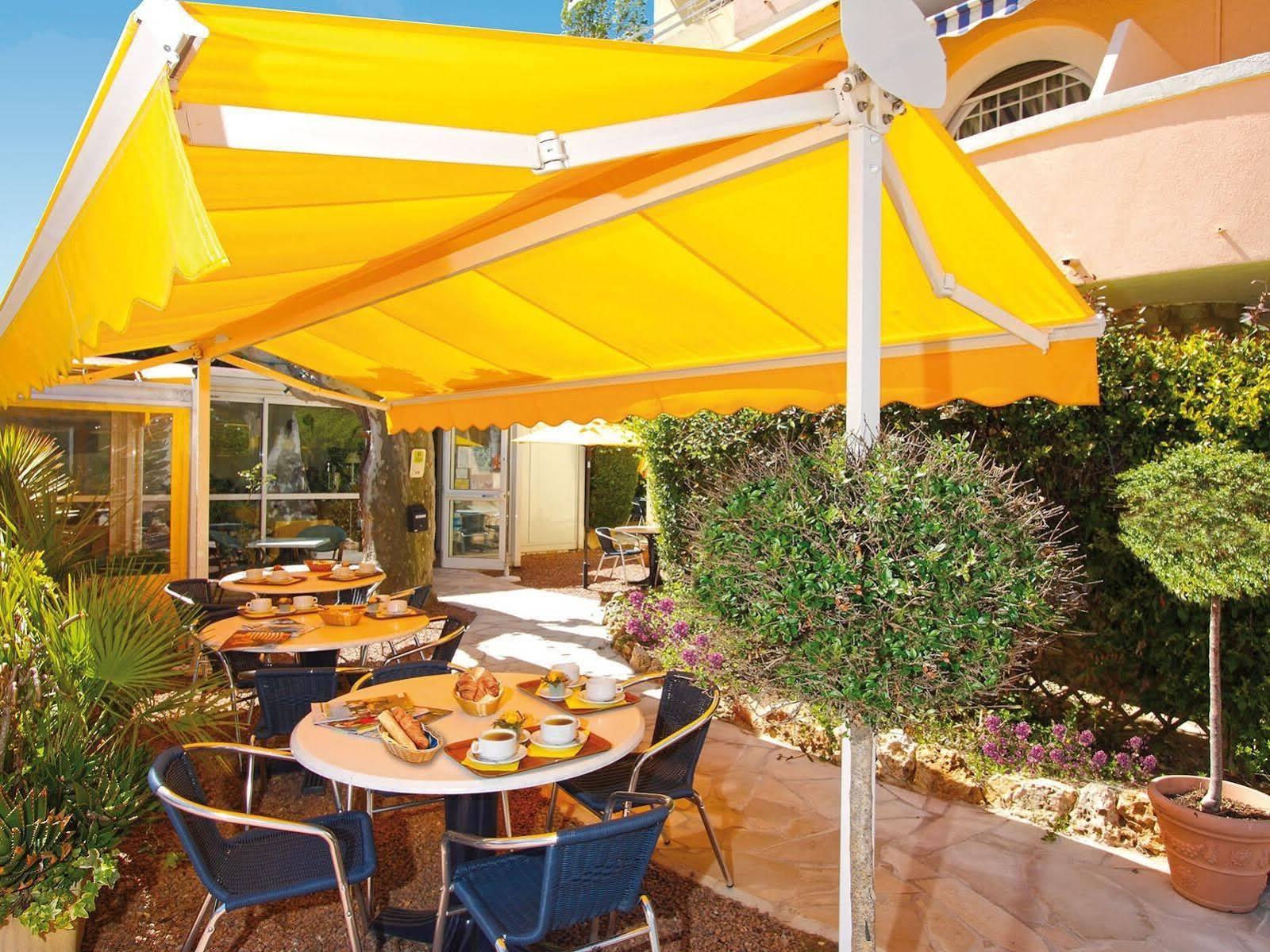 Logis L'esterella 3* Saint-Raphael (Var)