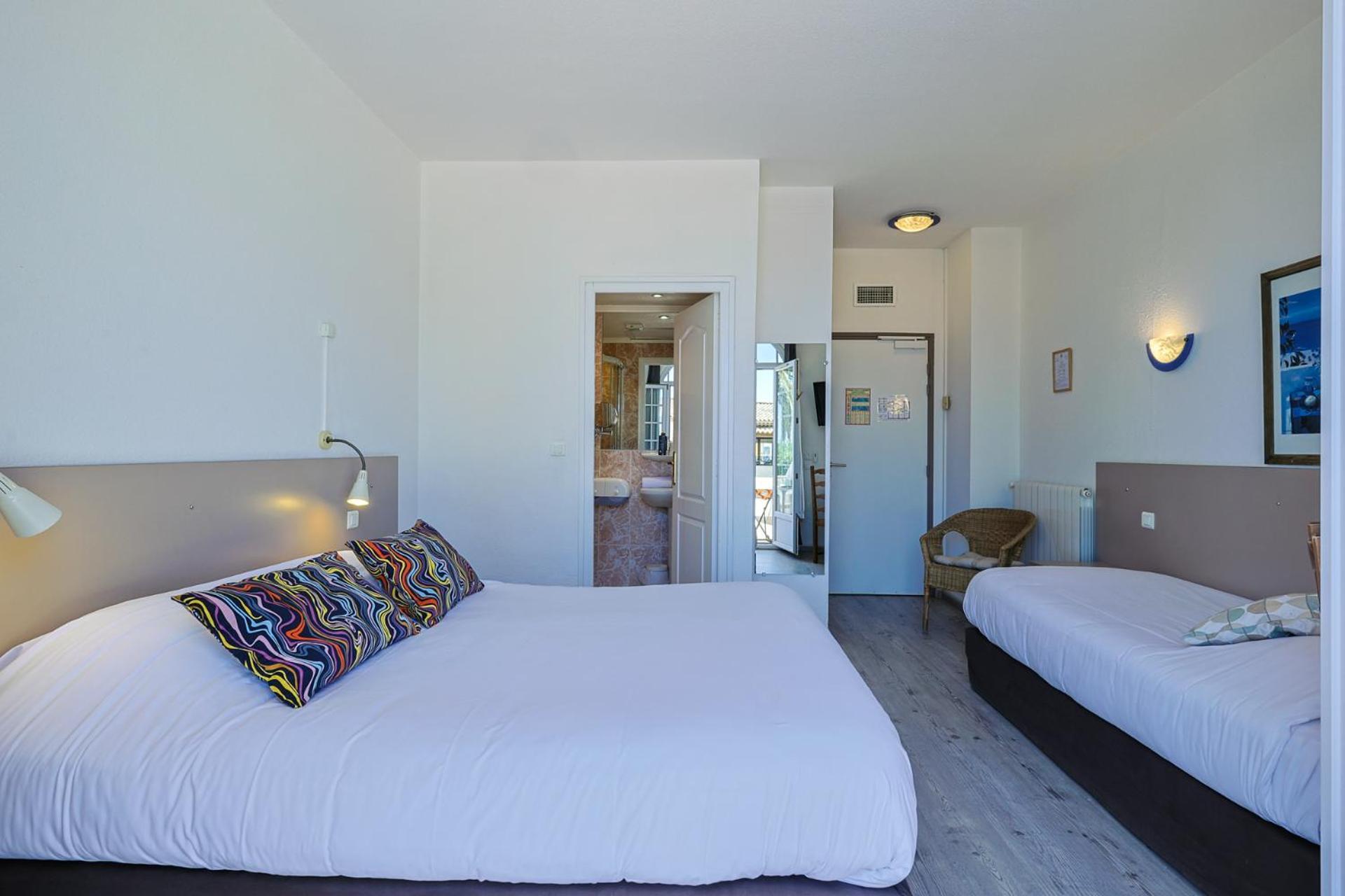 Logis L'esterella Hotel Saint-Raphael (Var)
