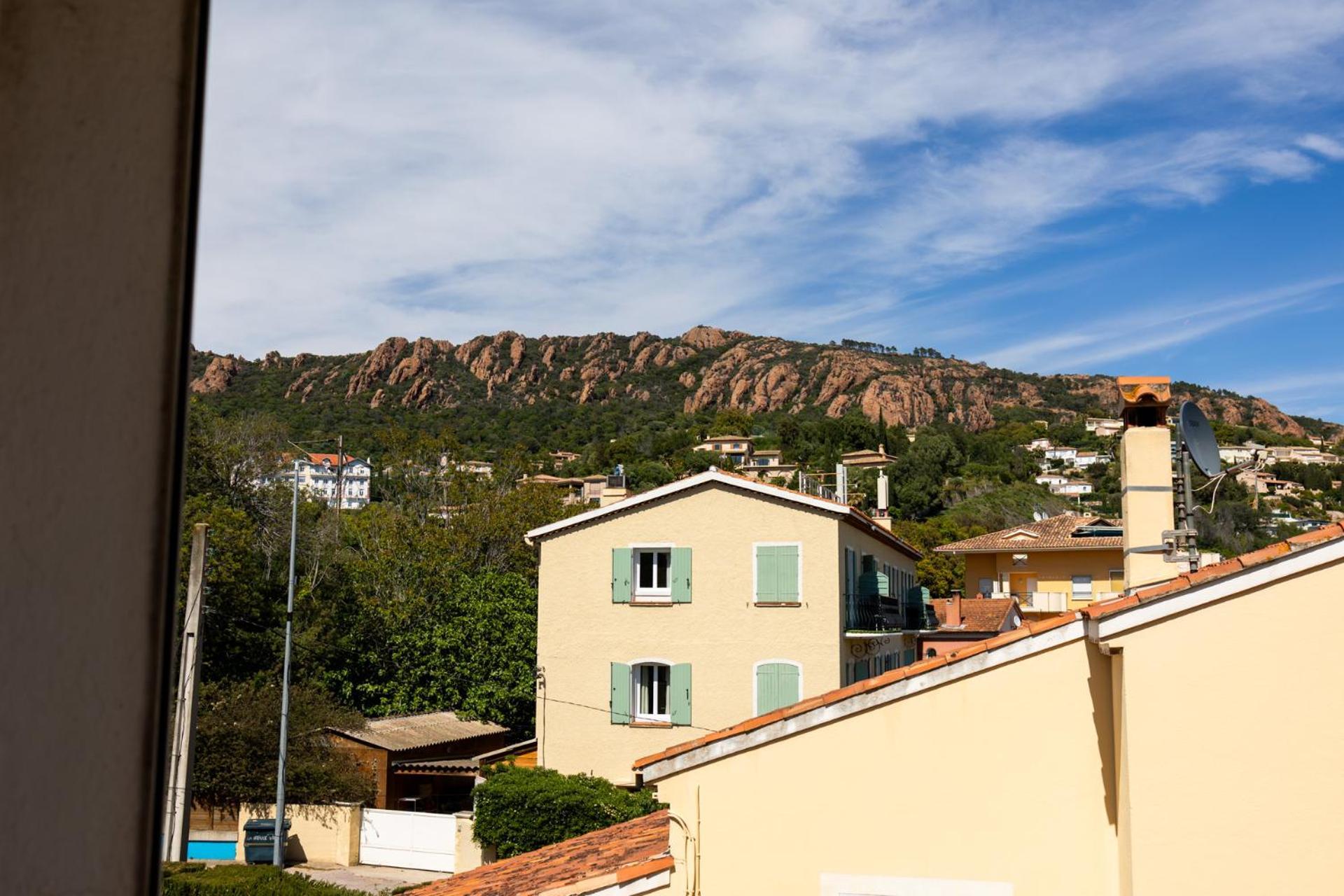 Logis L'esterella 3* Saint-Raphael (Var)